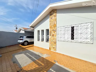 Casa com 2 Quartos para alugar, 130m² no Cariobinha, Americana