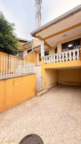 Sobrado com 3 Quartos à venda, 110m² no Tingui, Curitiba