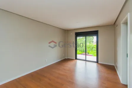 Sobrado com 3 Quartos à venda, 180m² no Igara, Canoas