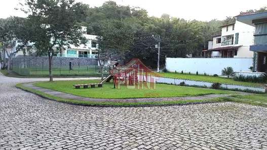 Lote/Terreno à venda, 419m² no Rio do Ouro, São Gonçalo