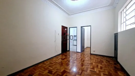 Apartamento com 3 Quartos para alugar, 78m² no Centro, Juiz de Fora
