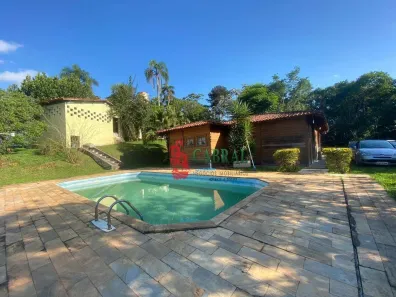 Fazenda/Sítio com 3 Quartos à venda, 200m² no Jardim Cury, Arujá