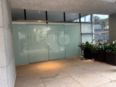 Sala Comercial para alugar, 400m² no Liberdade, São Paulo