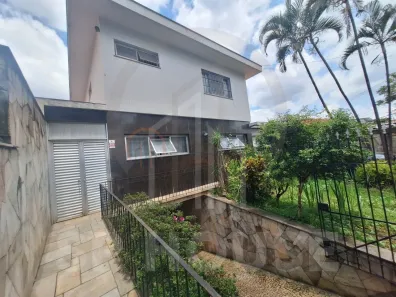 Sobrado com 4 Quartos à venda, 331m² no Vila Romana, São Paulo
