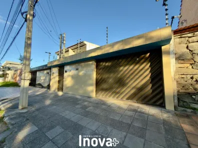 Casa com 4 Quartos à venda, 169m² no Petrópolis, Caruaru