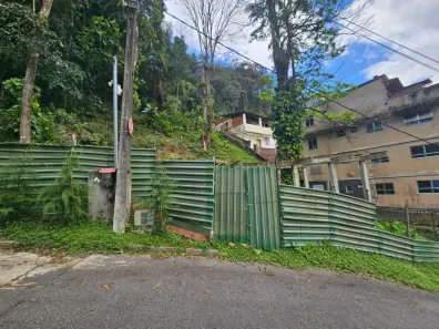 Lote/Terreno à venda, 230m² no Saldanha Marinho, Petrópolis