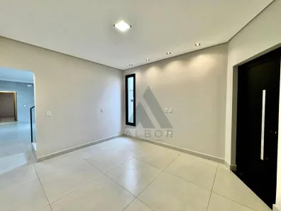 Casa com 4 Quartos à venda, 180m² no Vila Carolina, Itapetininga
