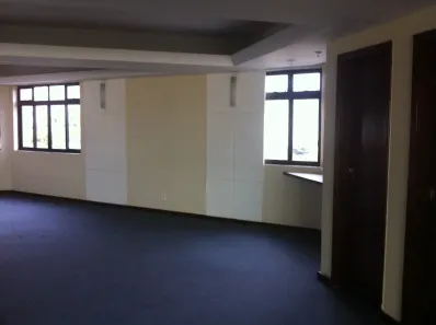 Ponto Comercial para alugar, 180m² no Floresta, Belo Horizonte