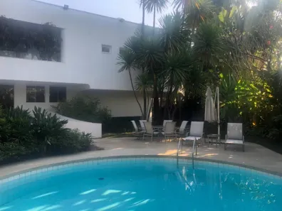 Casa de Condomínio com 4 Quartos para venda ou aluguel, 610m² no Alphaville Residencial Um, Barueri
