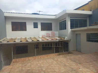 Sobrado com 4 Quartos à venda, 250m² no Centro, Diadema