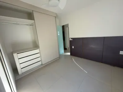Casa de Condomínio com 3 Quartos para alugar, 130m² no Jardim Imperial, Cuiabá