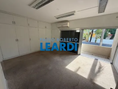Ponto Comercial com 10 Quartos para alugar, 1050m² no Vila Nova Conceição, São Paulo