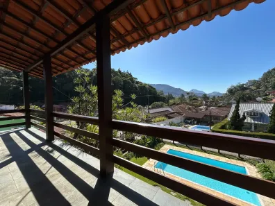 Casa de Condomínio com 4 Quartos à venda, 304m² no Carlos Guinle, Teresópolis
