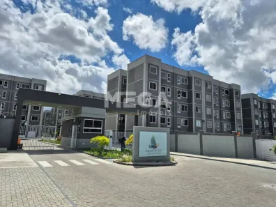 Apartamento com 2 Quartos para alugar, 40m² no Pajuçara, Maracanaú