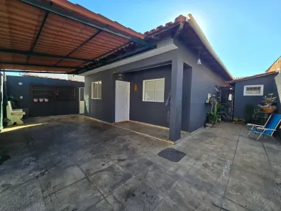 Casa com 3 Quartos à venda, 150m² no Riacho Fundo I, Brasília
