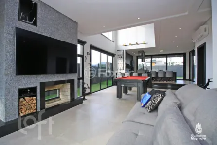 Casa de Condomínio com 3 Quartos à venda, 220m² no Centro, Gravataí