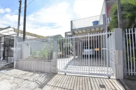 Casa com 2 Quartos à venda, 102m² no Pinheirinho, Curitiba