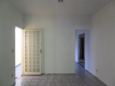 Casa com 3 Quartos à venda, 165m² no Vigilato Pereira, Uberlândia