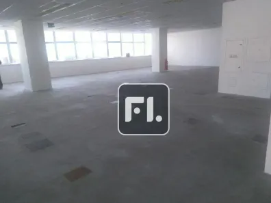 Sala Comercial para alugar, 304m² no Jardim das Acácias, São Paulo