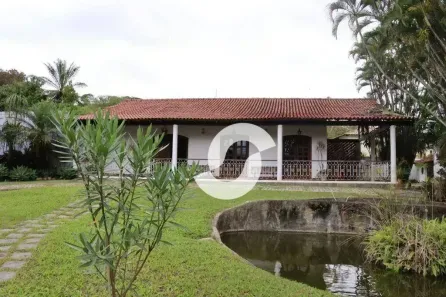 Casa com 3 Quartos à venda, 455m² no Mata Paca, Niterói
