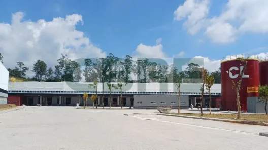 Galpão/Depósito/Armazém para alugar, 2000m² no Água Espraiada, Embu das Artes