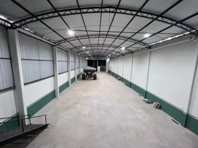 Galpão/Depósito/Armazém com 3 Quartos à venda, 688m² no , Jardim Alegre