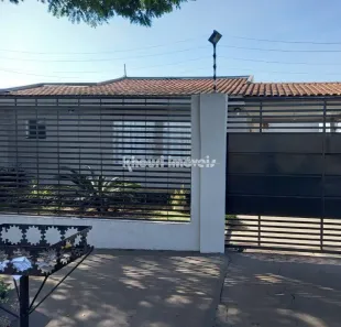Imóvel Comercial com 3 Quartos à venda, 140m² no Jardim Ipanema, Maringá