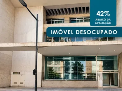 Sala Comercial com 4 Quartos à venda, 2700m² no Centro Histórico, Porto Alegre