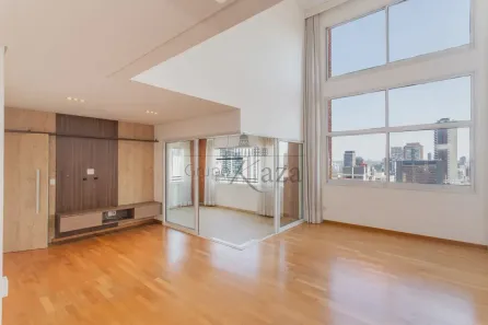 Apartamento com 3 Quartos à venda, 157m² no Cerqueira César, São Paulo