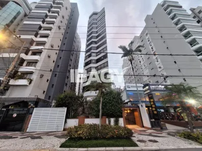 Apartamento com 4 Quartos para alugar, 220m² no Centro, Florianópolis