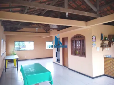 Casa com 5 Quartos à venda, 190m² no Nacional, Contagem