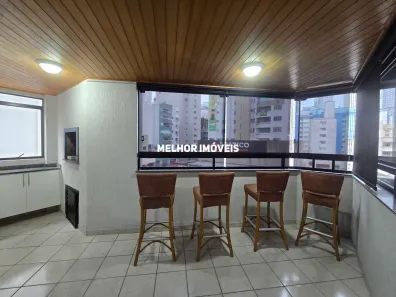 Apartamento com 3 Quartos para alugar, 120m² no Centro, Balneário Camboriú