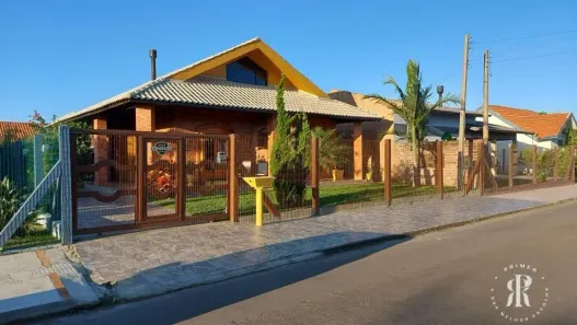Casa com 3 Quartos à venda, 238m² no Tramandaí, Tramandaí