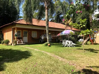 Imóvel Comercial com 8 Quartos à venda, 717m² no , Garopaba
