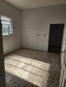 Casa com 2 Quartos para alugar, 80m² no Vila Gonçalves, Bauru