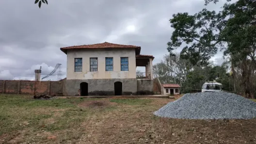 Fazenda/Sítio com 6 Quartos à venda, 130000m² no , Camacho