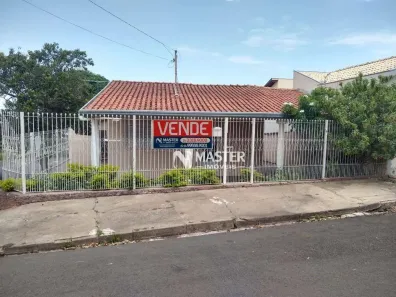 Casa com 3 Quartos à venda, 180m² no Núcleo Habitacional Cecap, Marília