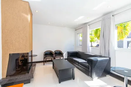 Sobrado com 4 Quartos à venda, 187m² no Mossunguê, Curitiba