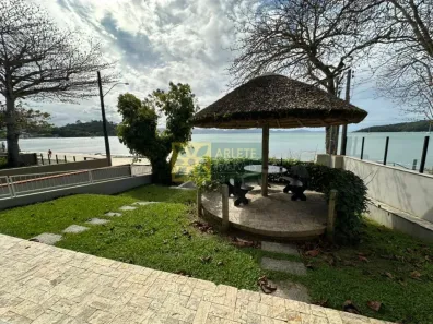 Casa com 5 Quartos para alugar, 250m² no , Porto Belo
