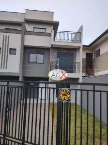 Sobrado com 3 Quartos à venda, 130m² no Uberaba, Curitiba