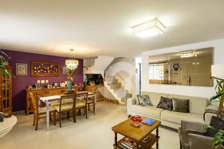 Casa com 4 Quartos à venda, 217m² no Itaipu, Niterói