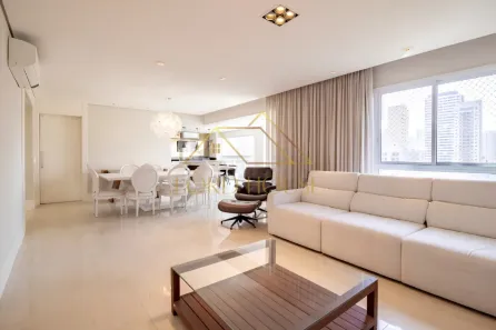 Apartamento com 4 Quartos à venda, 210m² no Vila Olímpia, São Paulo