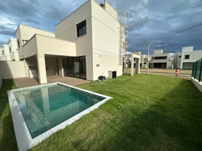 Sobrado com 3 Quartos à venda, 166m² no Jardins Marselha, Aparecida de Goiânia