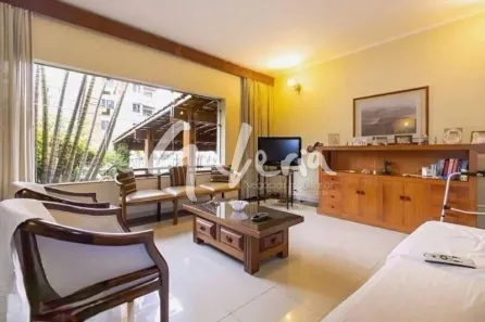 Sobrado com 3 Quartos à venda, 259m² no Cerâmica, São Caetano do Sul