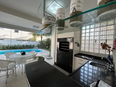 Casa com 5 Quartos para alugar, 300m² no Jurerê Internacional, Florianópolis