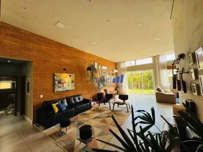 Casa com 4 Quartos à venda, 272m² no Caxambu, Jundiaí