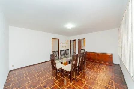 Casa com 3 Quartos à venda, 311m² no Vista Alegre, Curitiba
