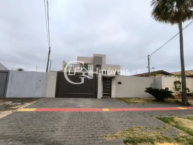 Sobrado com 3 Quartos à venda, 217m² no Vila Almeida, Campo Grande