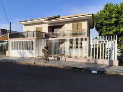 Sobrado com 4 Quartos à venda, 180m² no Pioneiros Catarinenses, Cascavel