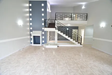 Sobrado com 4 Quartos para alugar, 282m² no Jardim Chapadão, Campinas